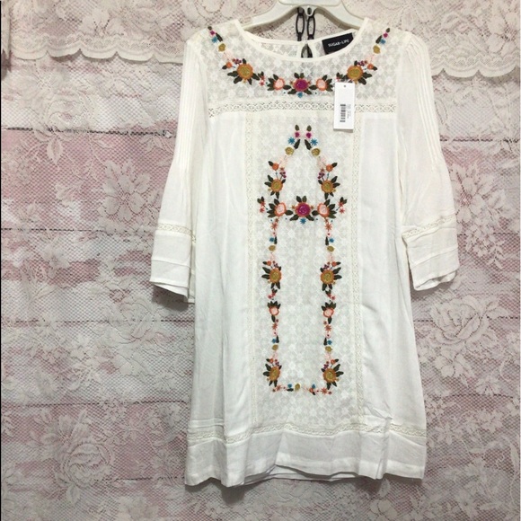 NWT SUGARLIPS Bohemian Flowing Embroidered Lacy Off White Dress Size XS - Picture 2 of 16